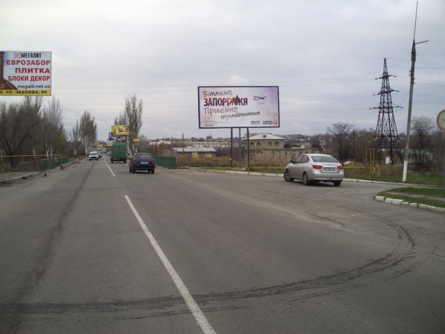 Щит 6x3,  вул. Інтеркультурна, 2\1  (в"їзд з Бердянська), магістраль
